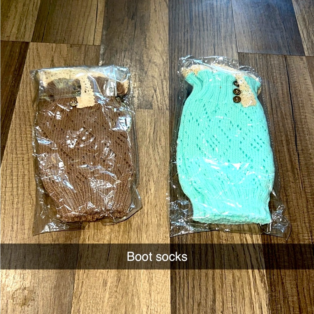 Girls boot socks blue and brown new in package